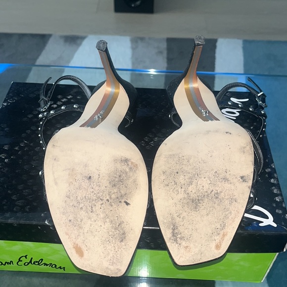 Genuine leather Sam Edelman studded high heeled sandal size 9 worn twice 🖤 - Picture 6 of 7